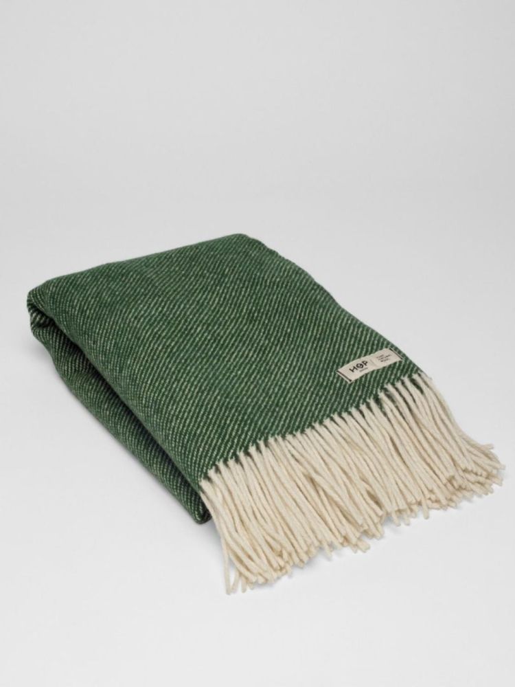 Wełniany koc Ruru / butelkowa zieleń / HOP Design