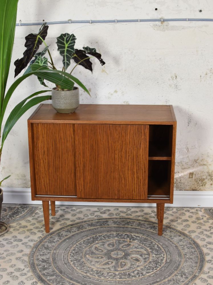 Komoda Pum / Pastform Furniture