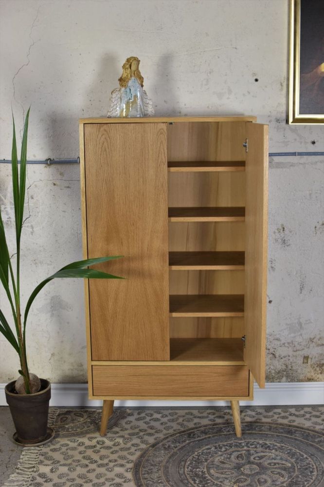 Szafa ubraniowa Cop Light / Pastform Furniture