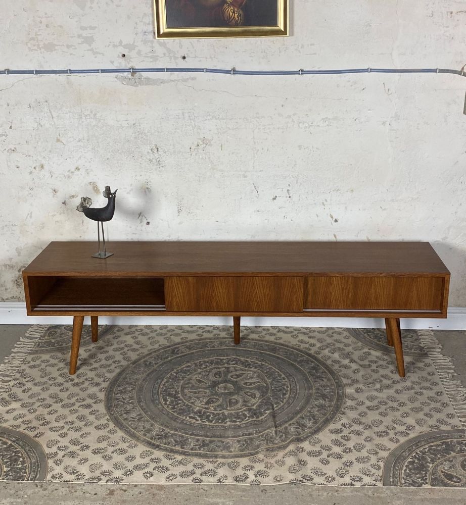 Komoda Tv Open Low Slide / Pastform Furniture