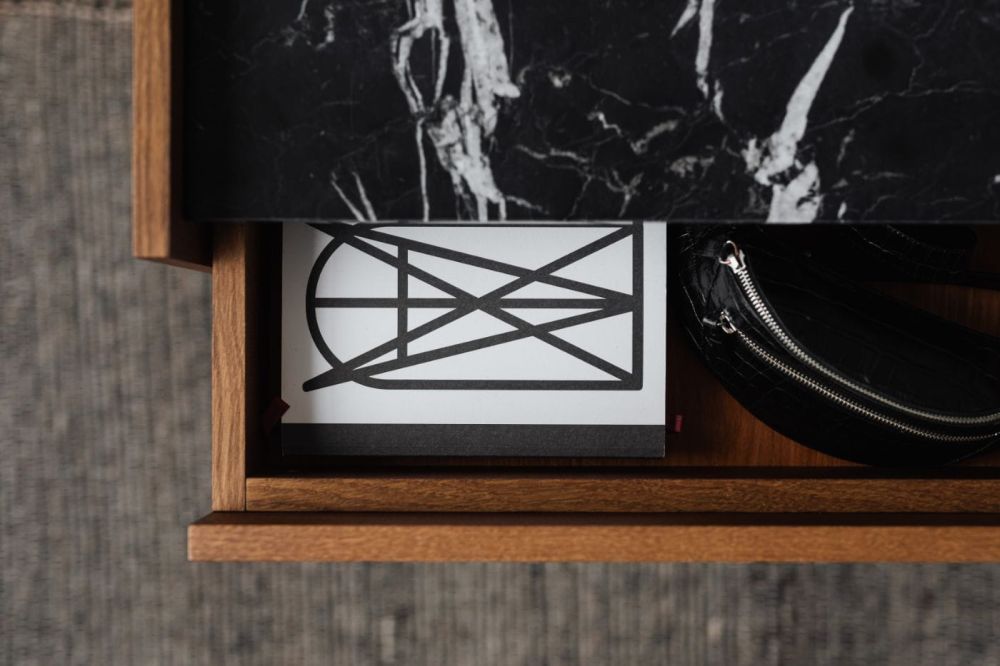 Konsola Frost / un'common