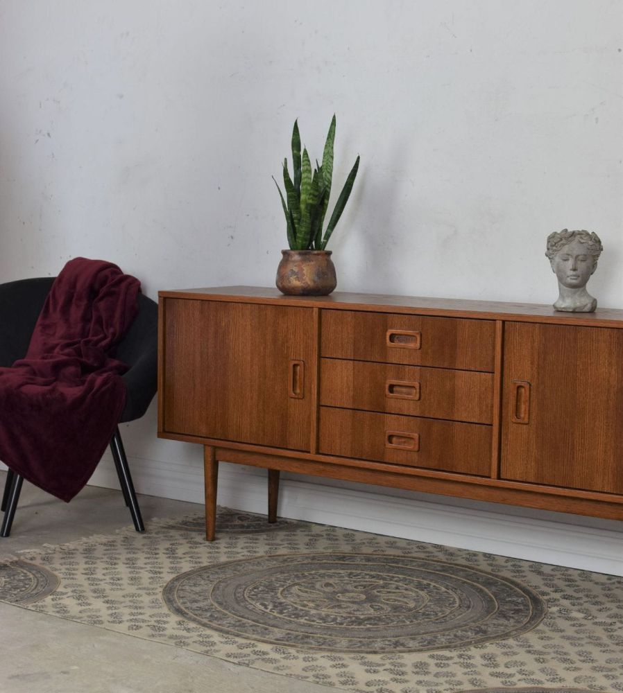 Komoda Delan / Pastform Furniture