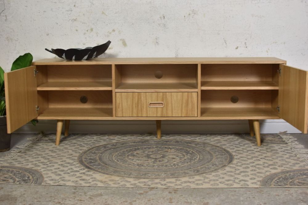 Komoda LOTV + Light / Pastform Furniture