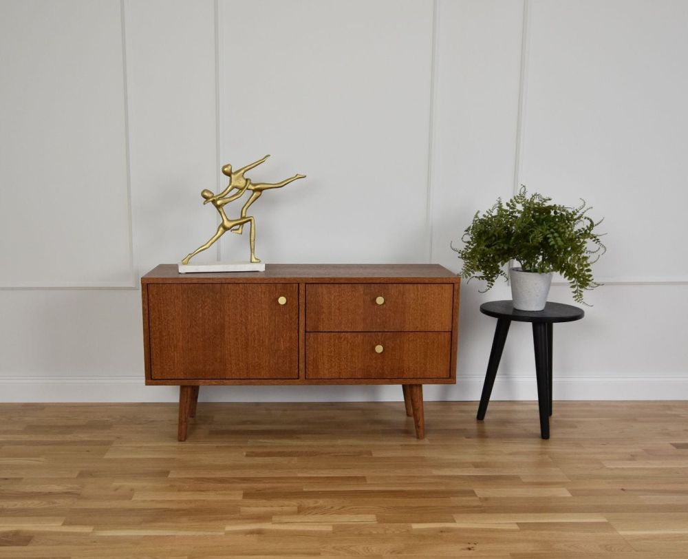Komoda Opan / Pastform Furniture