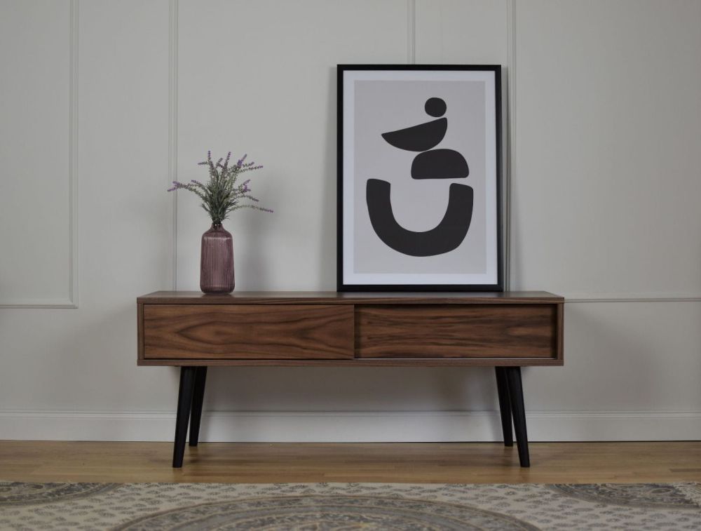 Komoda Tonal / Pastform Furniture