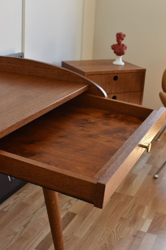 Biurko Bona / Pastform Furniture