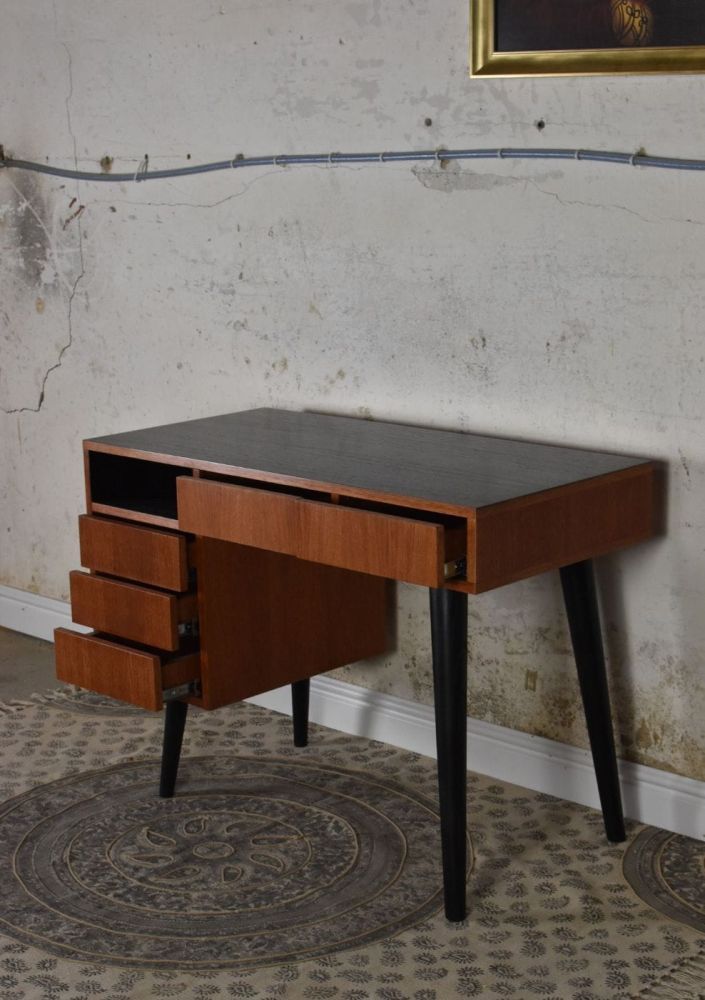 Biurko Modena / Pastform Furniture