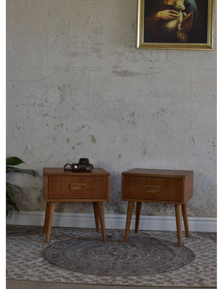 Szafka nocna Runo / Pastform Furniture