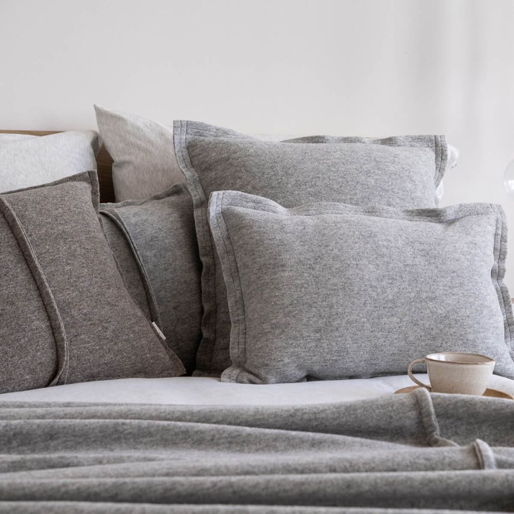 Poszewka Wełniana Eminencja / Jasno szara / Moyha