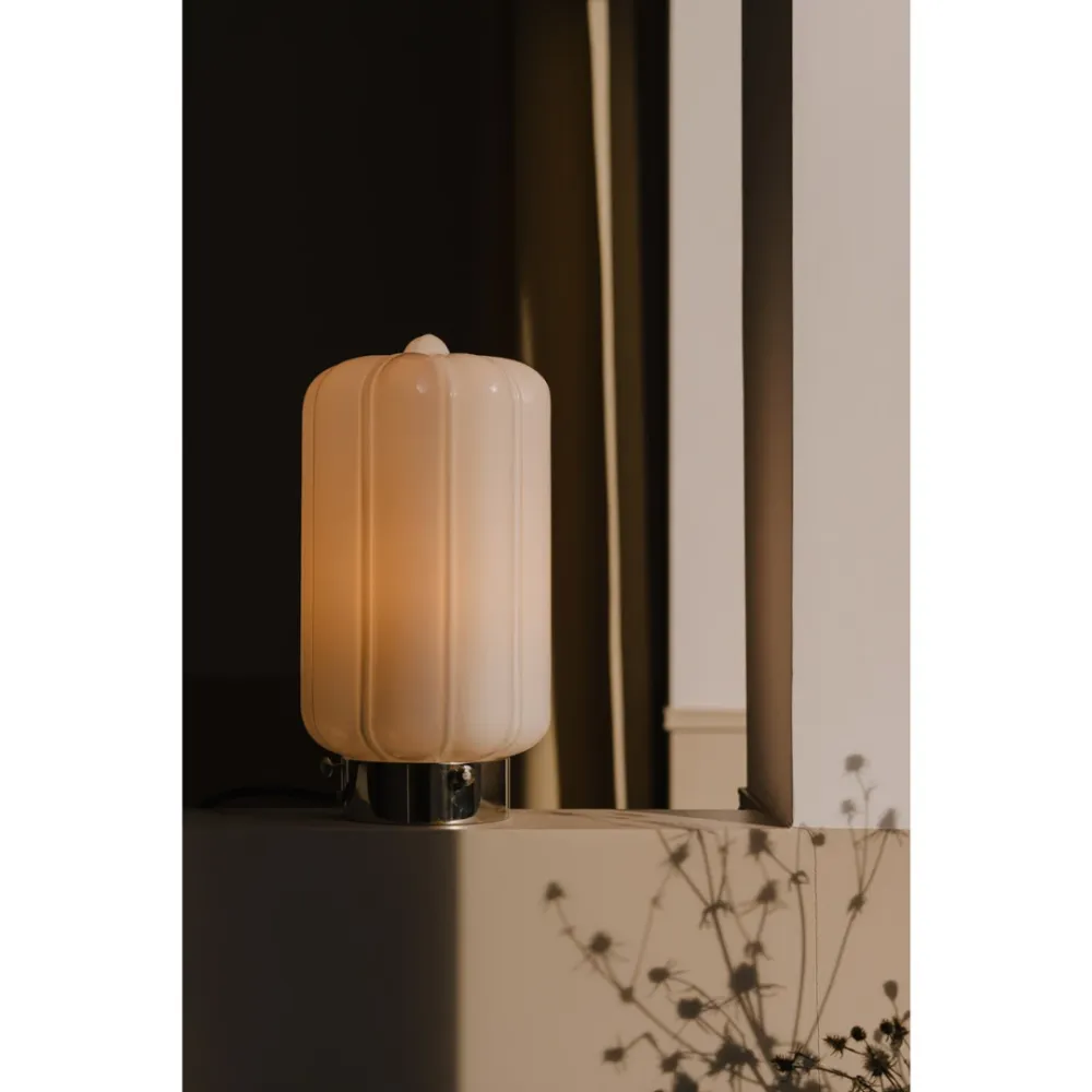 Szklana Lampa Stołowa / Deco Opalowe / Embassy Interiors