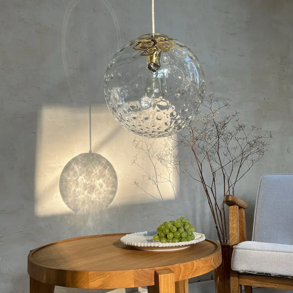 Szklana Lampa Wisząca / Kula Refleksyjna / Embassy Interiors