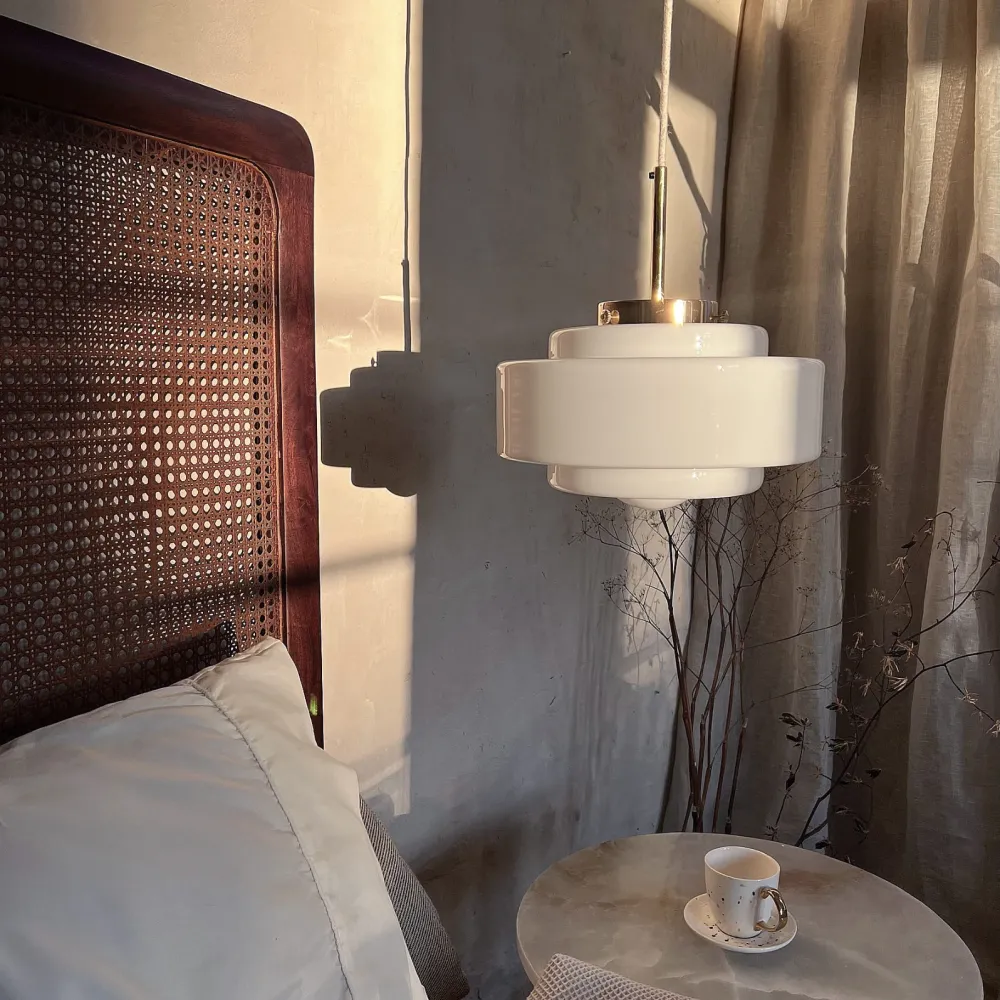 Szklana Lampa Wisząca / Memoire / Embassy Interiors