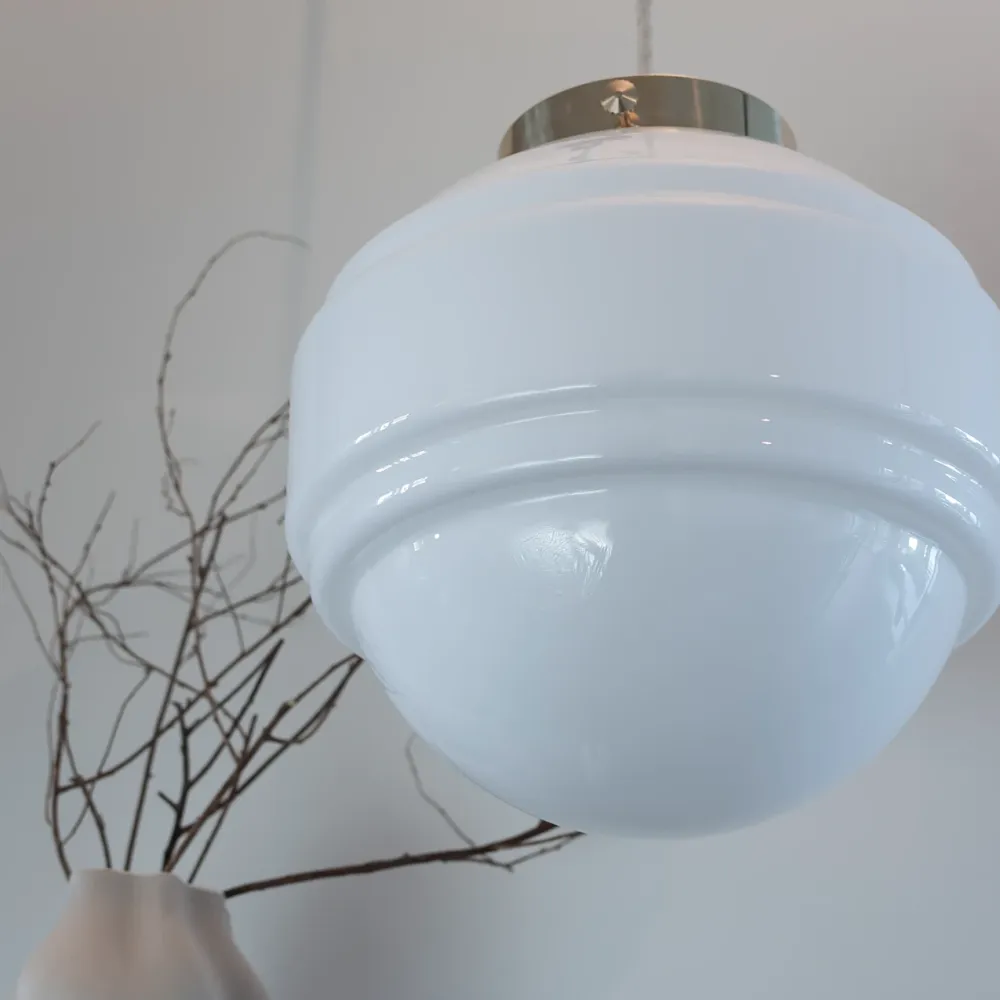 Szklana Lampa Wisząca / Saturn / Embassy Interiors
