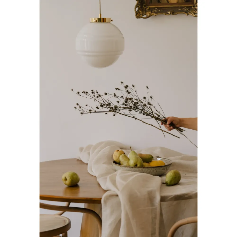 Szklana Lampa Wisząca / Saturn / Embassy Interiors
