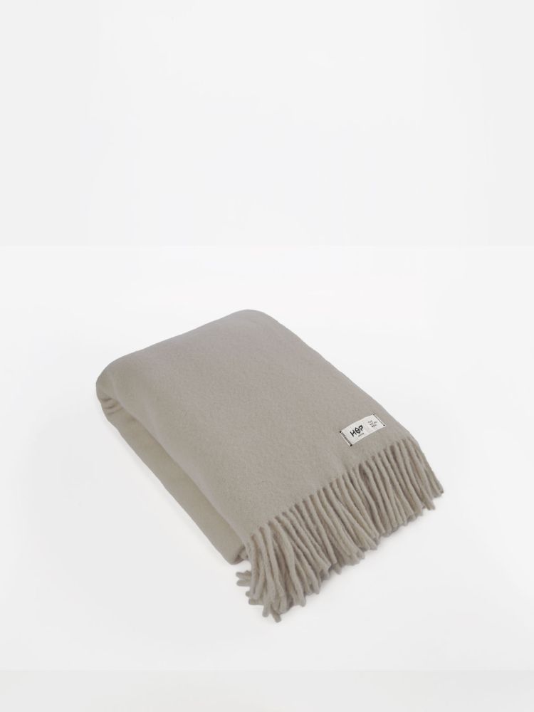 Wełniany koc Yeti / szary ziemisty / HOP Design