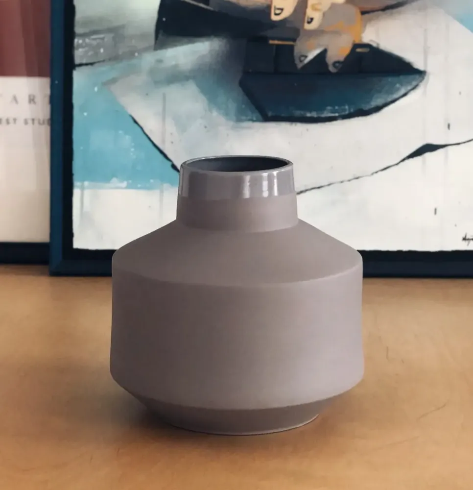 Wazon Berta / almond / Modus Design