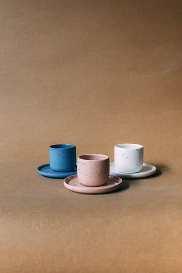 Czarka PopUp espresso ze spodkiem / biały nakrapiany / Zakwas Studio