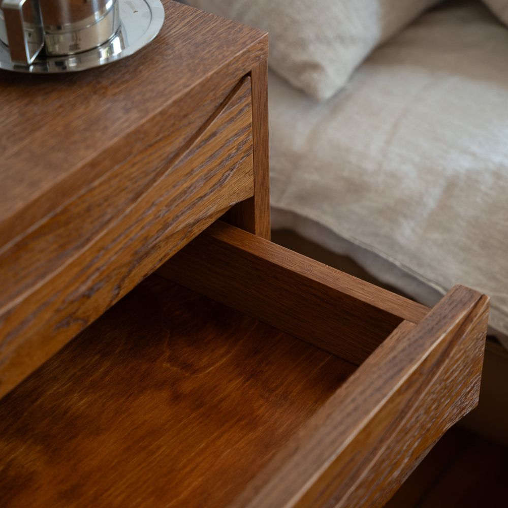 Szafka nocna Bedie Vela / Pastform Furniture