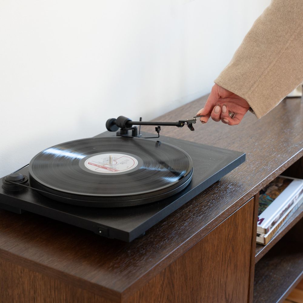 Komoda LOTV Vinyl / Pastform Furniture