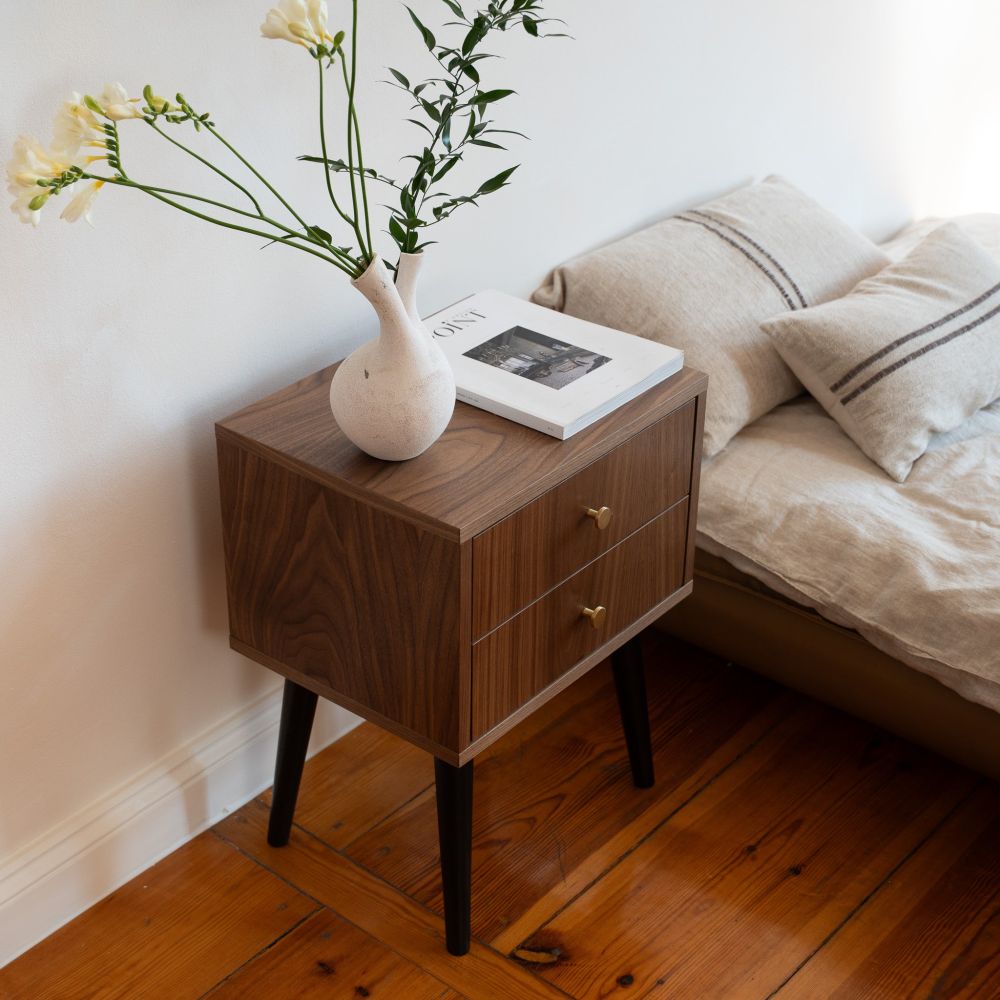 Szafka nocna Bedie Waln + / Pastform Furniture