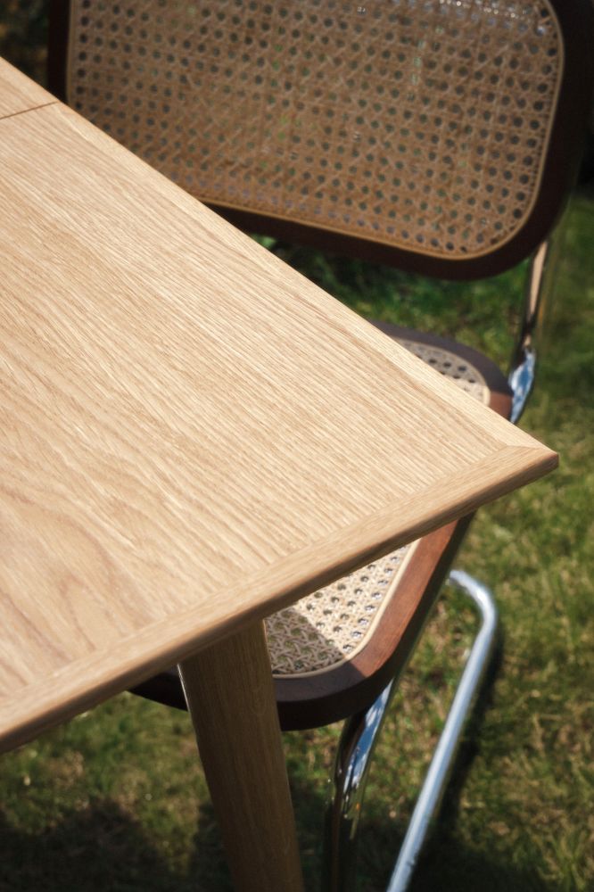 Stół Dani rozkładany / Pastform Furniture