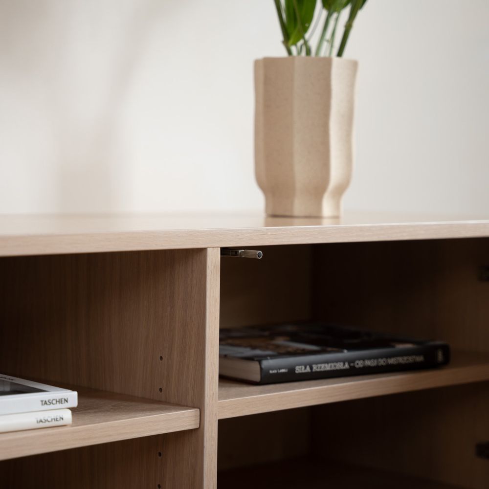 Komoda Cozy / Pastform Furniture