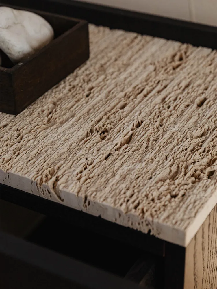 Komoda Bova / Un'common