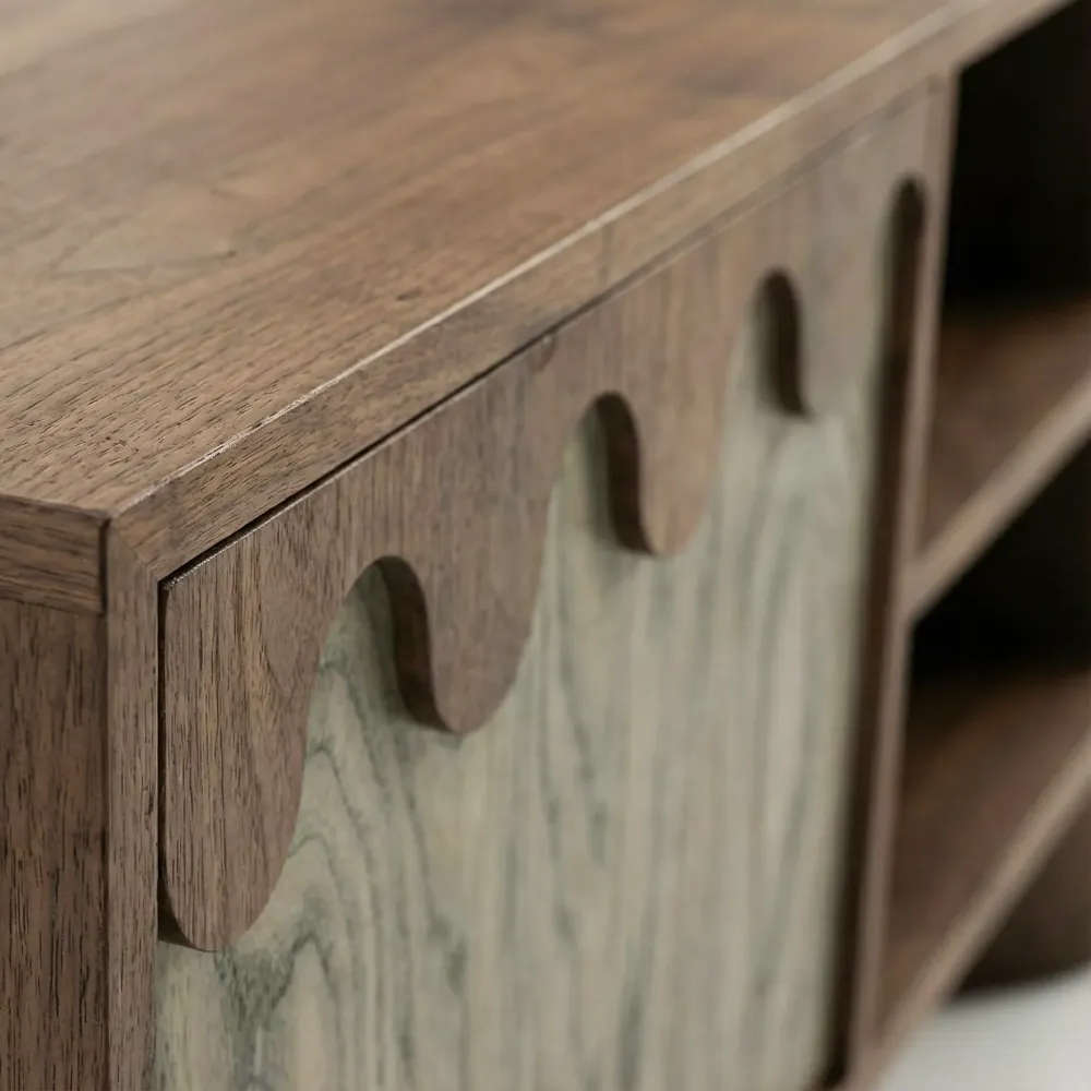 Komoda Merrow Tv / Pastform Furniture