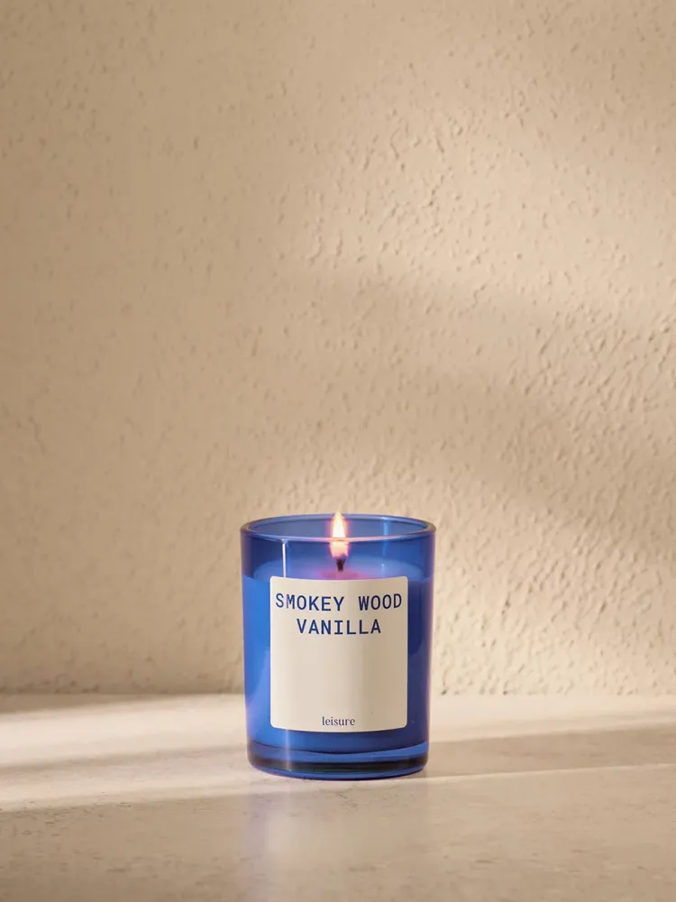 leisure-swieca-zapachowa-moments-smokey-wood-vanilla