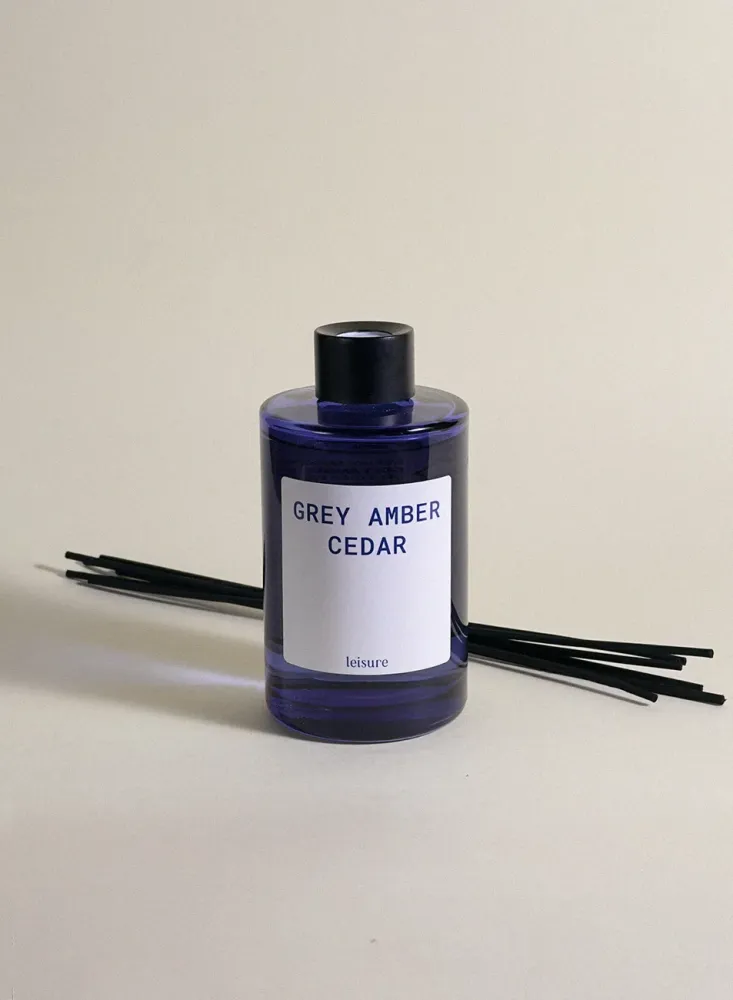 leisure-moments-patyczki-zapachowe-grey-amber-cedar