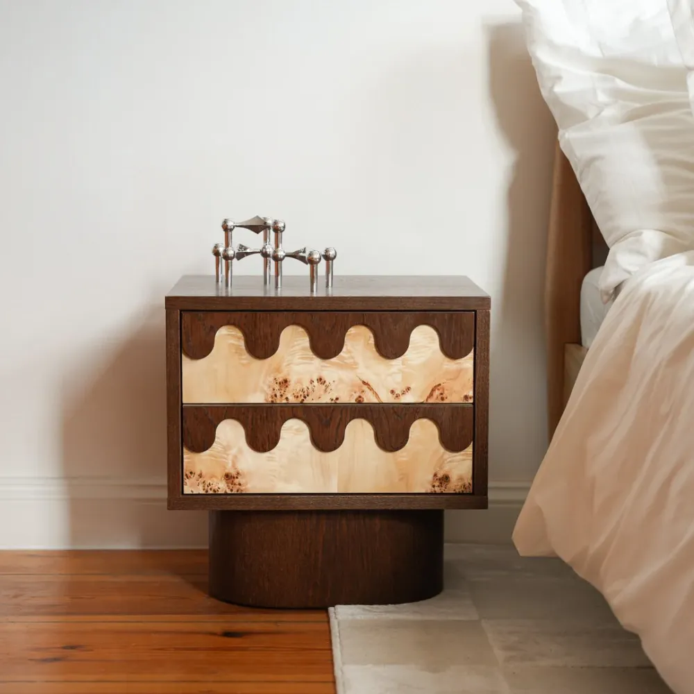 Szafka nocna retro Merrow Burl / Pastform Furniture