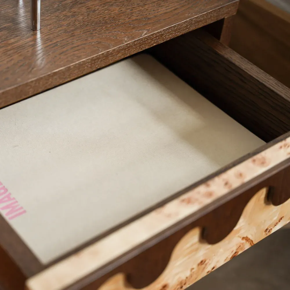 Szafka nocna retro Merrow Burl / Pastform Furniture