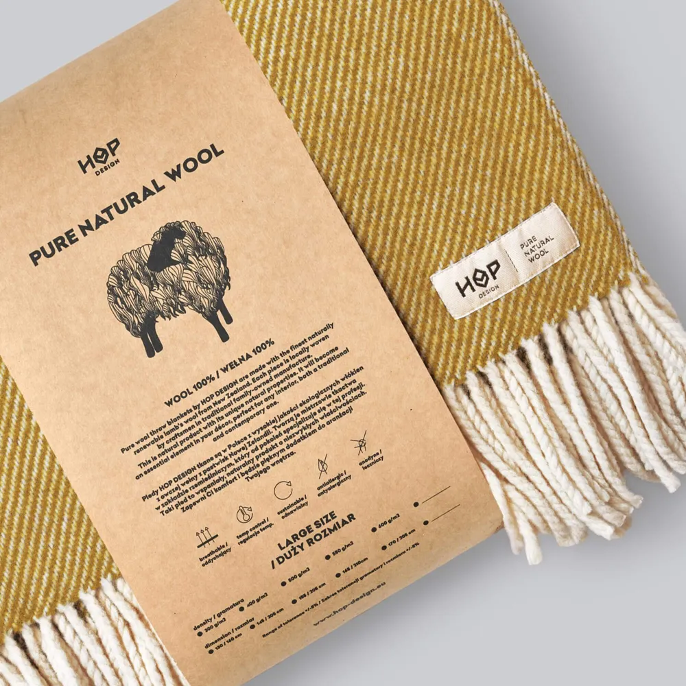 Wełniany koc Ruru / musztardowy ecru / HOP Design