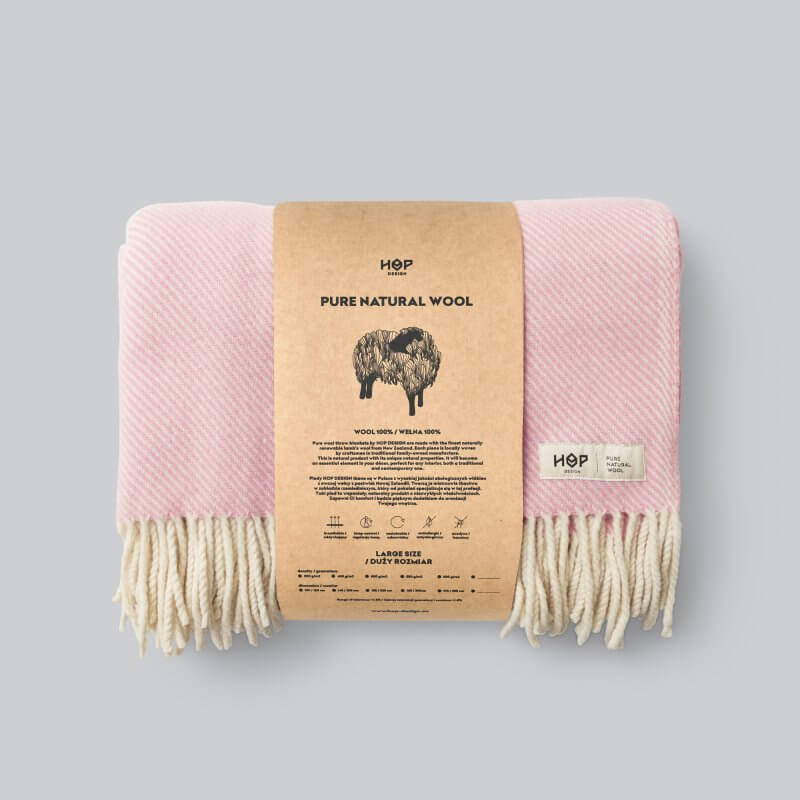 Wełniany koc Ruru / róż ecru / HOP Design