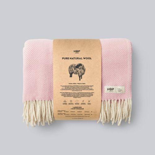 Wełniany koc Ruru / róż ecru / HOP Design