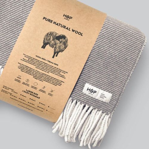 Wełniany koc Ruru / szary ecru / HOP Design