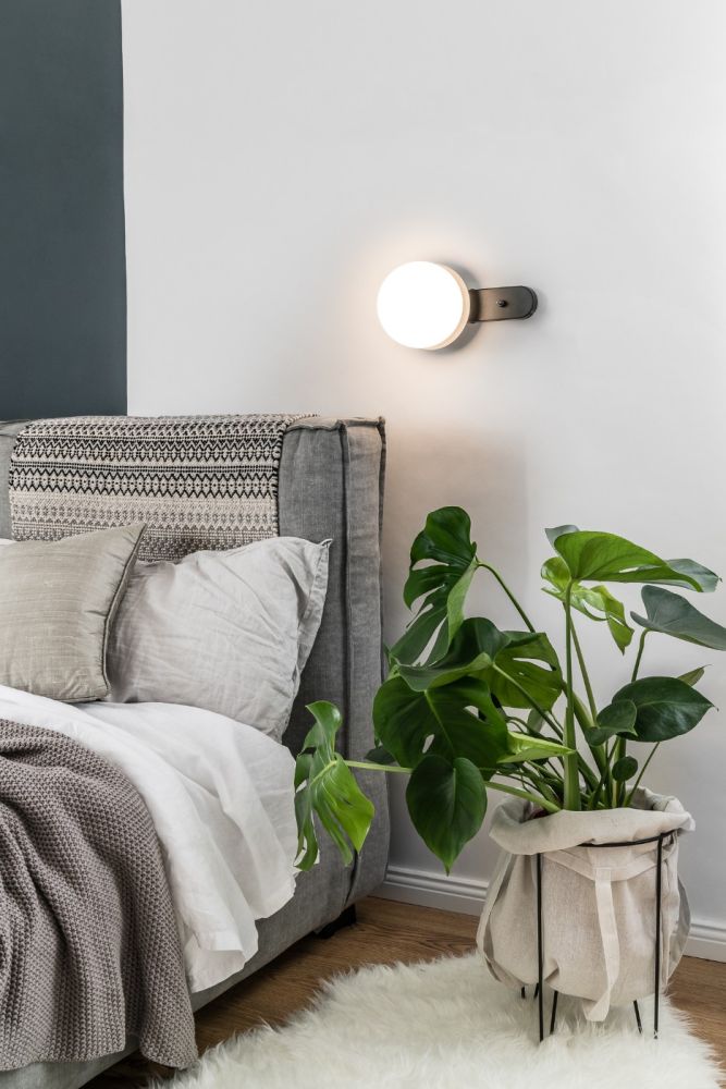 Lampa ścienna Kuul D1 / z włącznikiem / Ummo