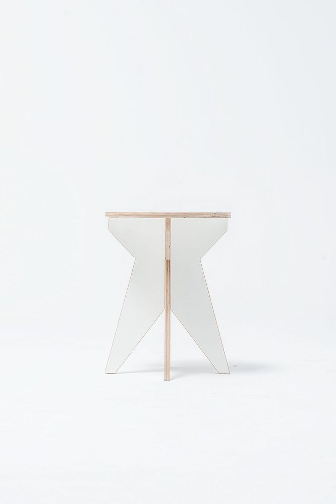  Stołek ST Stool / Swallow’s Tail Furniture
